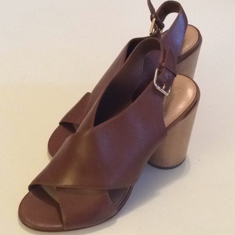 VC John Camuto Sandals